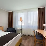 Essential Vahr *